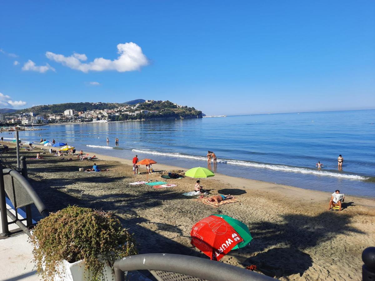B & Beach Agropoli Εξωτερικό φωτογραφία